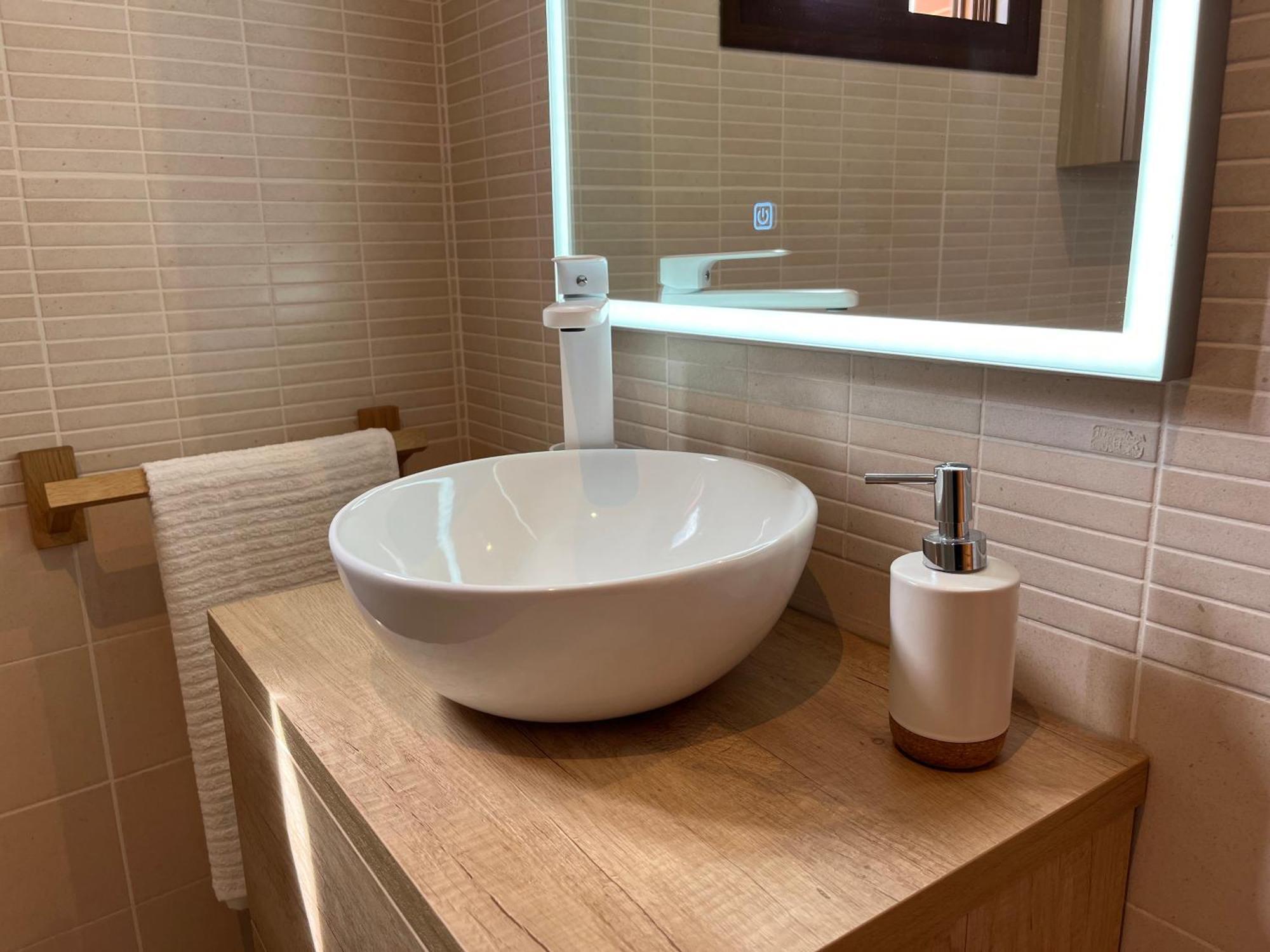 Duplex Con Terraza Privada Y Parking A 15 Minutos De Sevilla Дос-Эрманас Экстерьер фото